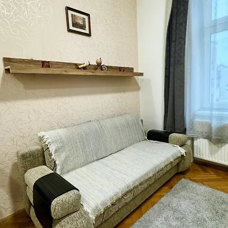 Comfort Place Brno, Hybesova