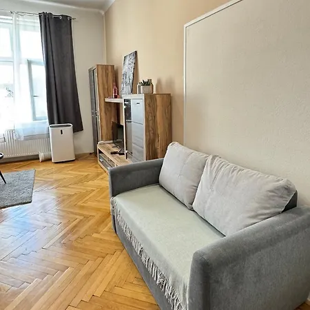 Comfort Place Brno, Hybesova *
