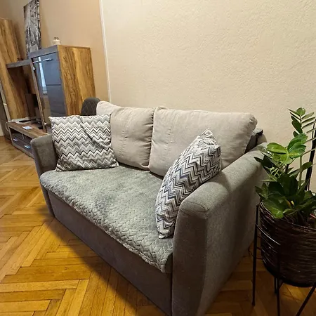 Comfort Place Brno, Hybesova * Brno
